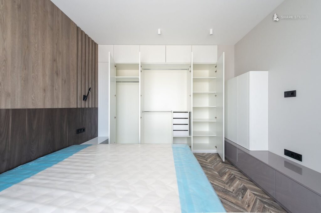Custom wardrobe by Shark Studio